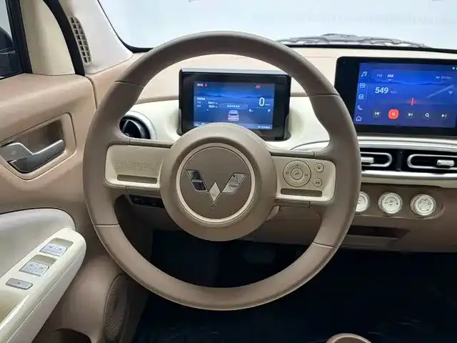 Wuling Hongguang Mini EV — Фото автомобиля 6