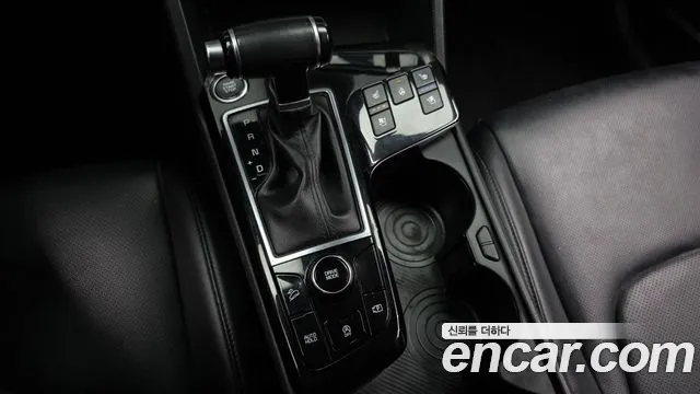 Kia Sportage Sportage 5-е поколение Дизель 2.0 2WD — Фото автомобиля 9