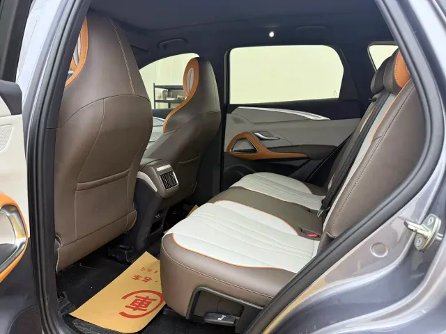 BYD Song Pro — Фото автомобиля 6