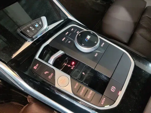 BMW 3 Series — Фото автомобиля 13