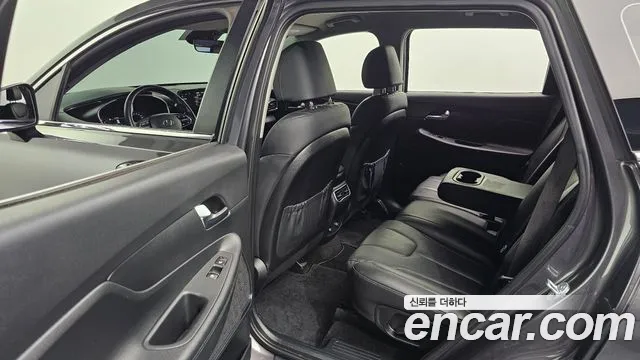 Hyundai Santa Fe New — Фото автомобиля 11