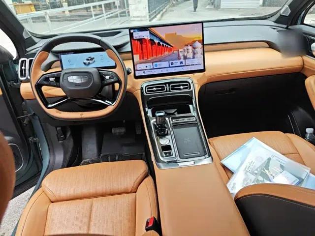 Geely Boyue L — Фото автомобиля 13