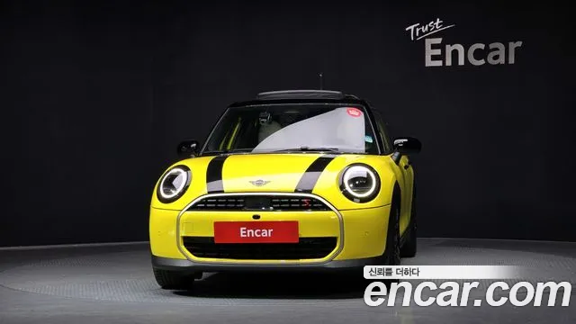 Mini Cooper — Фото автомобиля 3