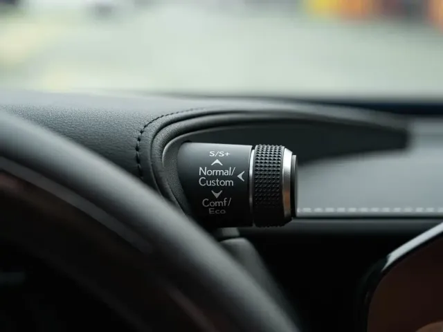 Lexus LS — Фото автомобиля 23