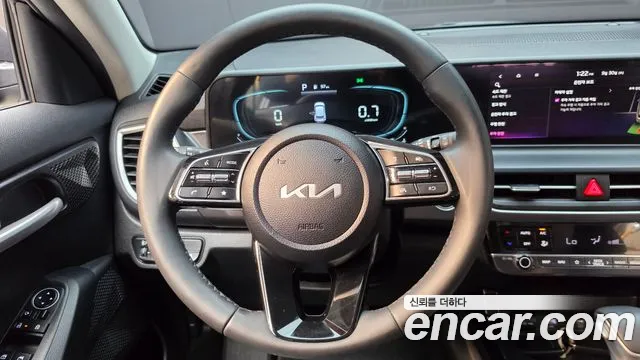 Kia Seltos New — Фото автомобиля 19