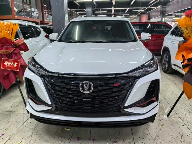 Changan CS75 Plus — Фото автомобиля 2