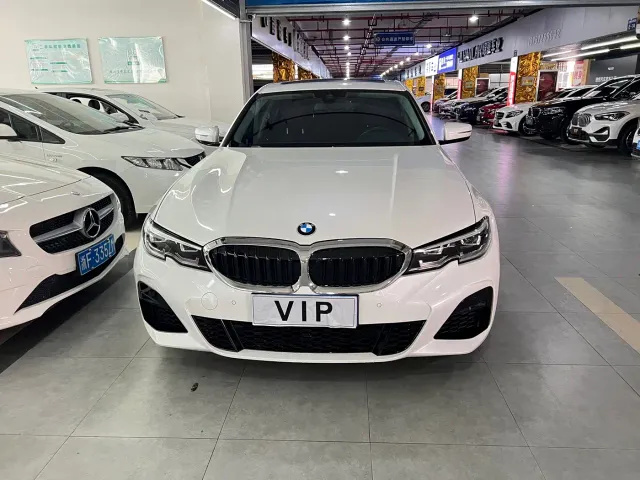 BMW 3 Series — Фото автомобиля 2