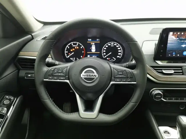 Nissan Teana — Фото автомобиля 11