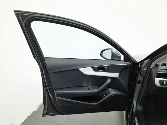 Audi A4L — Фото автомобиля 8