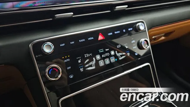 Genesis GV80 2.5T Бензин AWD — Фото автомобиля 17