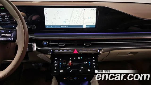 Hyundai Grandeur Grandeur (GN7) 2.5 Бензин 2WD — Фото автомобиля 16