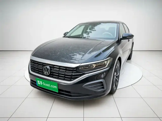 Фотография автомобиля — Volkswagen Passat