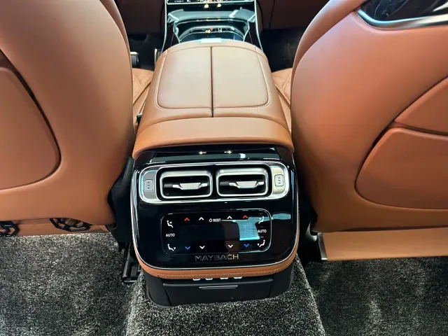 Mercedes-Benz Maybach S-Class — Фото автомобиля 16
