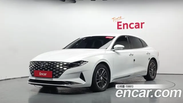 Hyundai Grandeur Новый Grandeur IG — Фото автомобиля 8