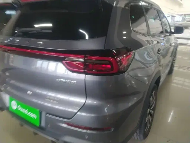 Chery Tiggo 8 — Фото автомобиля 7