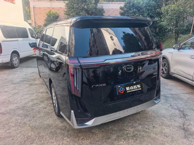 GAC Trumpchi M8 — Фото автомобиля 4