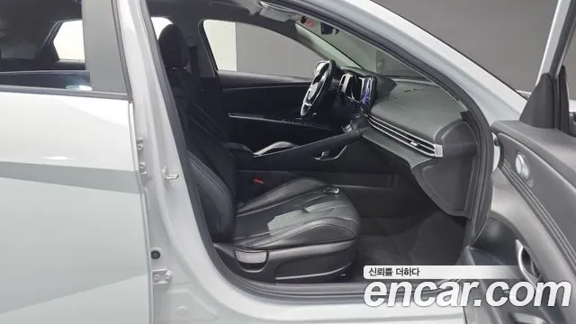 Hyundai AVANTE Avante (CN7) — Фото автомобиля 26