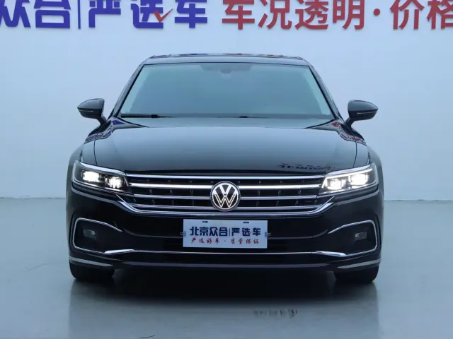 Volkswagen Phideon — Фото автомобиля 3