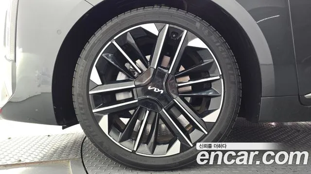 Kia K8 (New) Hybrid — Фото автомобиля 5