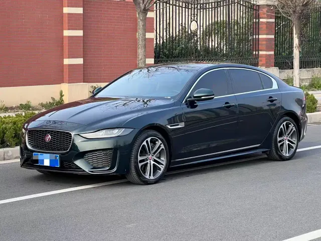 Фотография автомобиля — Jaguar XEL