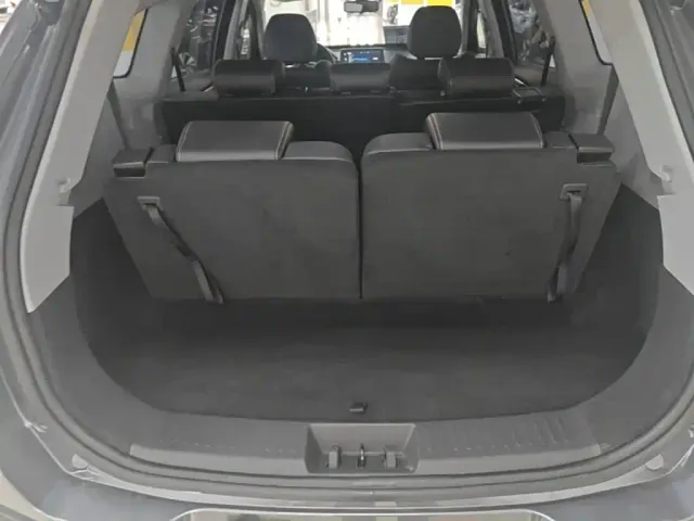 Chery Tiggo 8 — Фото автомобиля 18