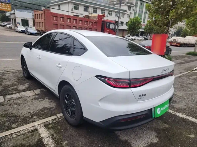 BYD Seal 05 DM-i — Фото автомобиля 4