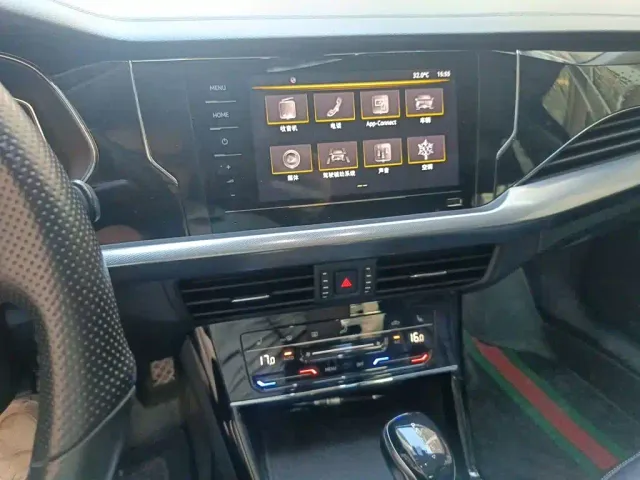 Volkswagen Passat — Фото автомобиля 9