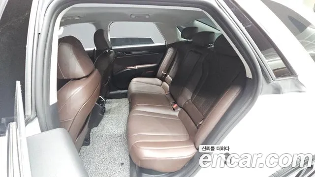 Hyundai Grandeur — Фото автомобиля 12