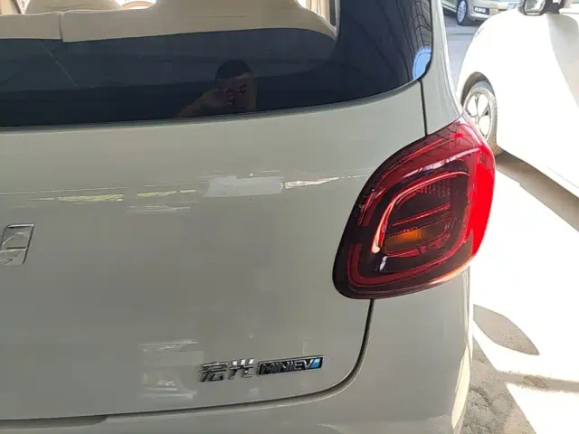 Wuling Hongguang Mini EV — Фото автомобиля 7