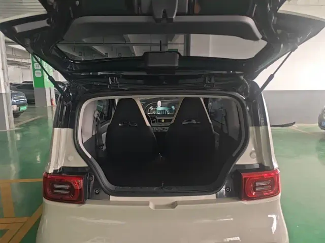 Wuling Hongguang Mini EV — Фото автомобиля 21