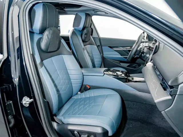 BMW 5 Series — Фото автомобиля 21