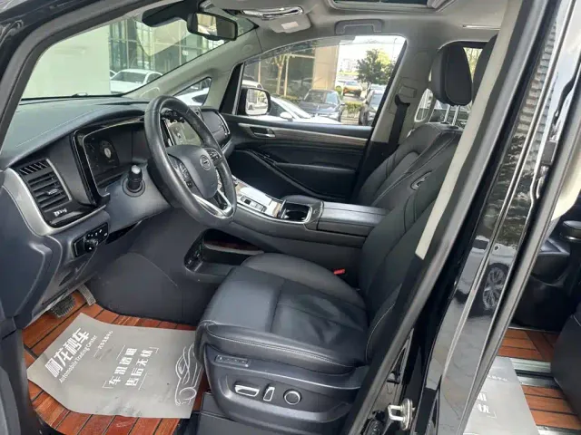 GAC Trumpchi M8 — Фото автомобиля 9