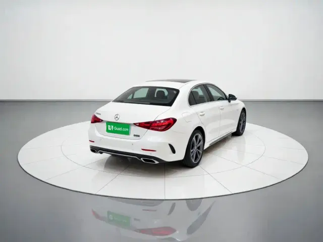 Mercedes-Benz C-Class — Фото автомобиля 5