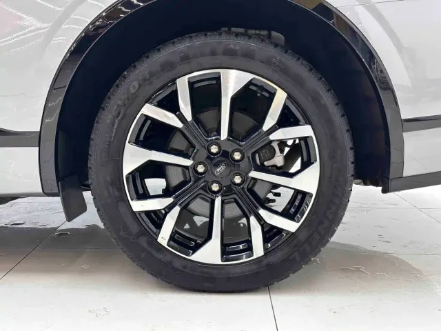 Ford Edge — Фото автомобиля 6