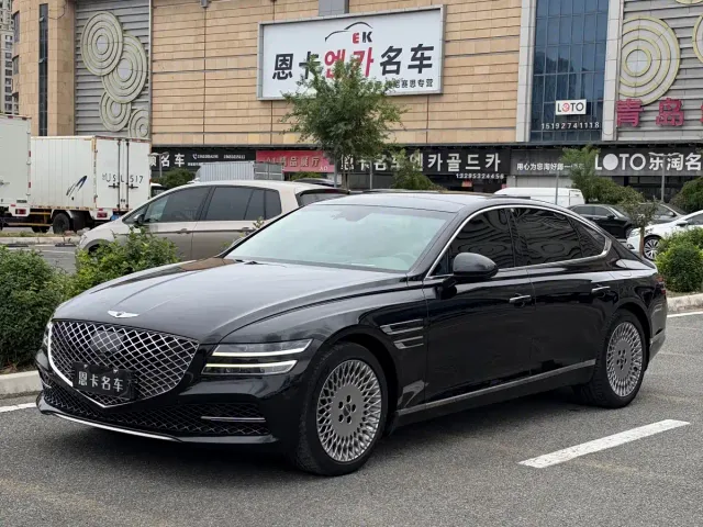 Фотография автомобиля — Genesis G80