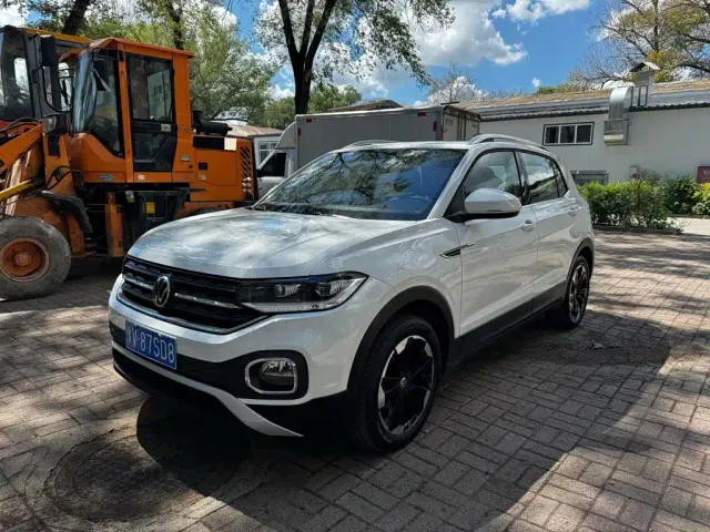 Фотография автомобиля — Volkswagen Tacqua