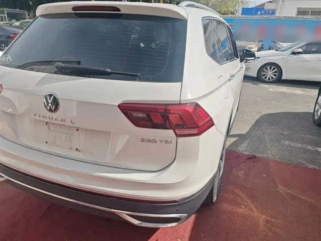 Volkswagen Tiguan L — Фото автомобиля 23