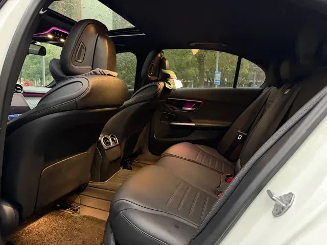 Mercedes-Benz C-Class — Фото автомобиля 6