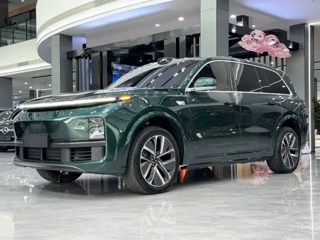 Фотография автомобиля — Li Auto L9
