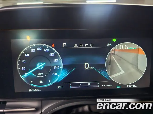 Kia Carnival Generation 4 — Фото автомобиля 10