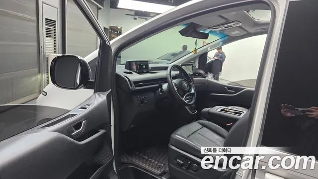 Hyundai Staria — Фото автомобиля 10