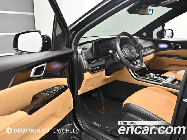 Kia Carnival Generation 4 — Фото автомобиля 11