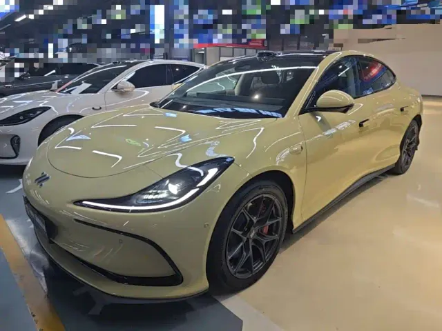 Фотография автомобиля — IM Motors L6