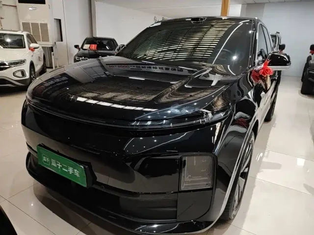 Фотография автомобиля — Li Auto L6