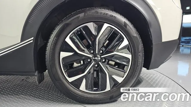Kia EV6 — Фото автомобиля 6