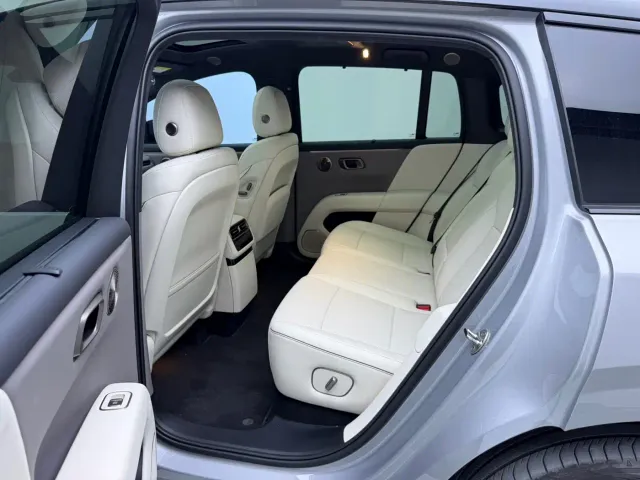 Li Auto i6 — Фото автомобиля 9