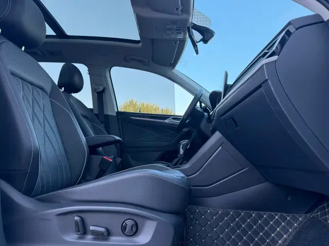 Volkswagen Tiguan L — Фото автомобиля 11