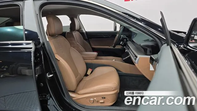 Hyundai Grandeur GN7 — Фото автомобиля 11