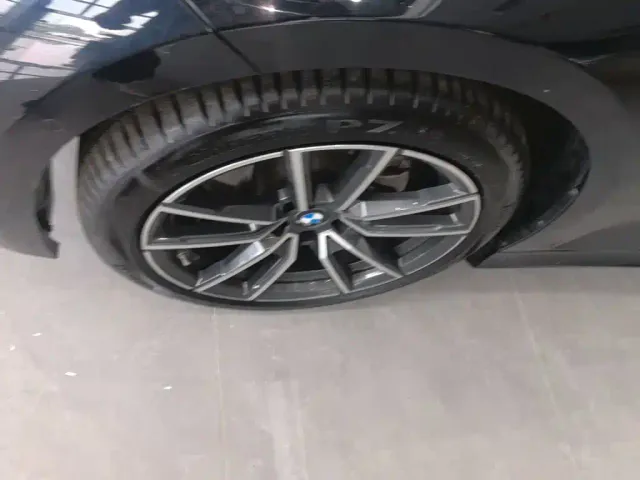 BMW 3 Series — Фото автомобиля 22