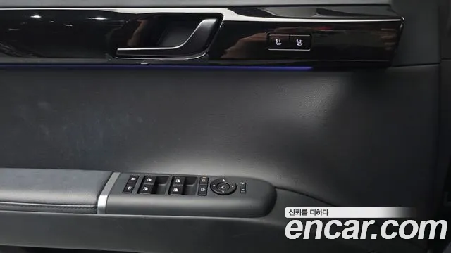 Hyundai Grandeur GN7 — Фото автомобиля 25